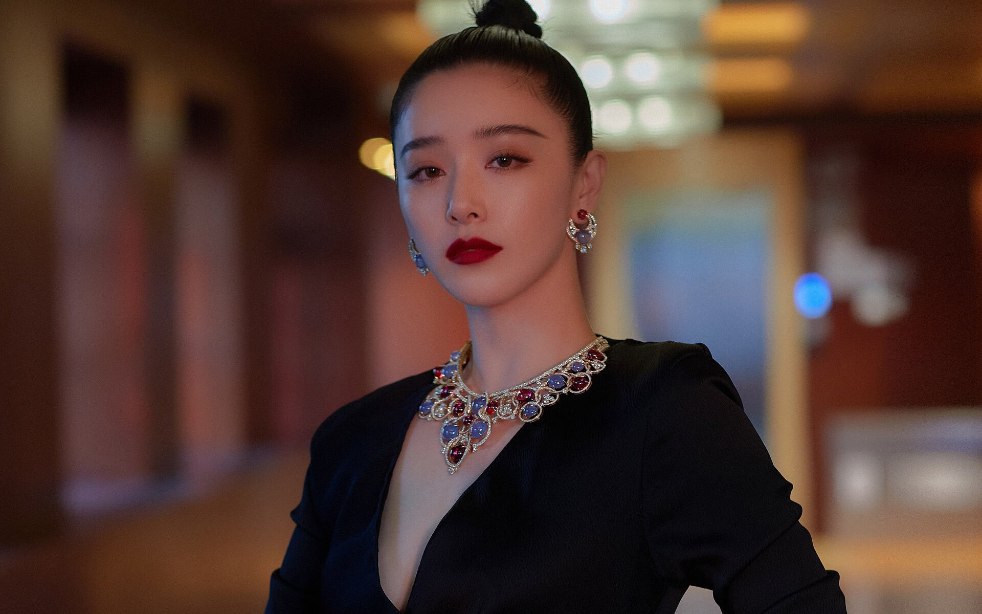 “新都香城体育中心，福乐球赛场谁主沉浮？”