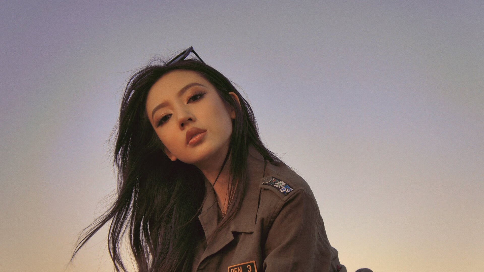 广东队利用挡拆战术不断撕裂对手防线,广东队战术打法